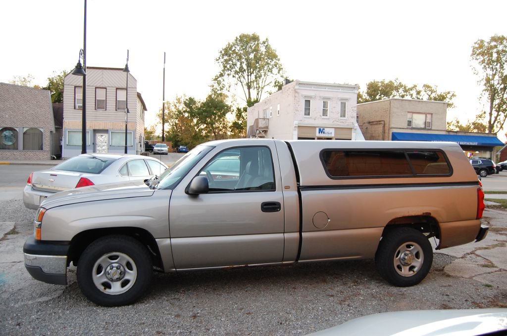 Used 2003 Chevrolet Silverado 1500 W/T image 2