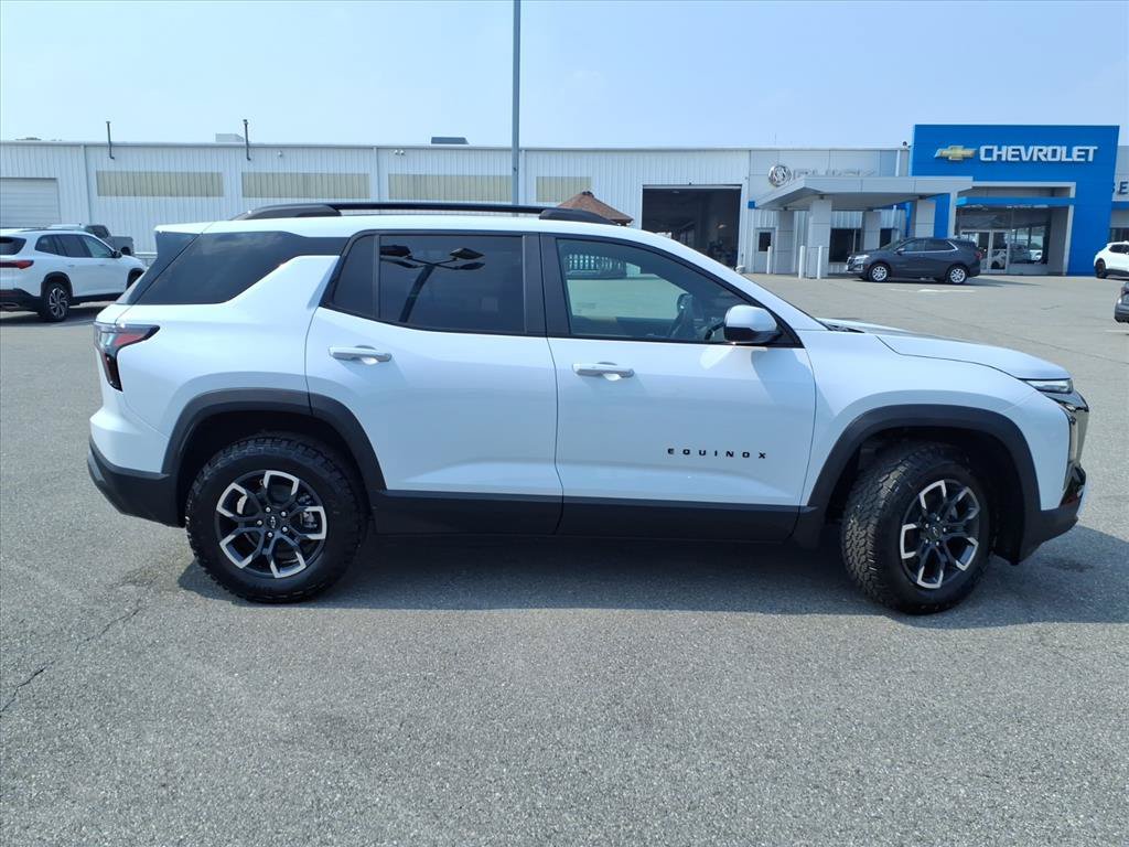New 2027 Chevrolet Equinox ACTIV w/ Convenience Package III AWD/4WD image 3