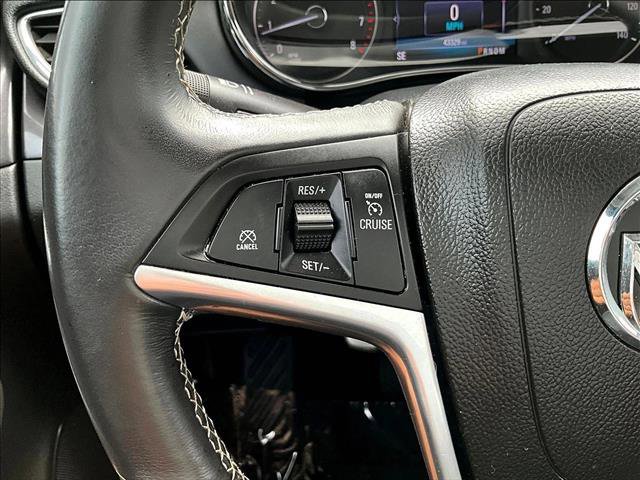 Used 2022 Buick Encore Preferred FWD image 20