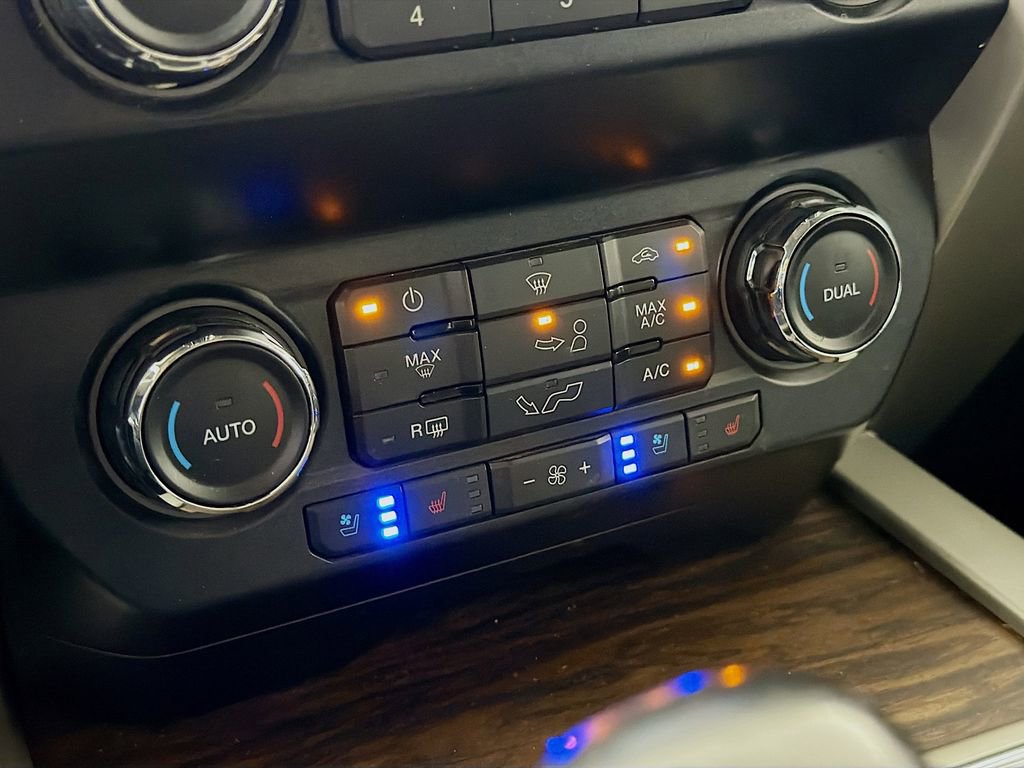 Used 2019 Ford F150 Lariat image 18