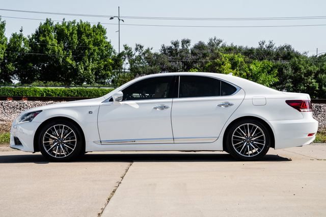 Used 2013 Lexus LS 460 w/ F-Sport Pkg RWD image 36