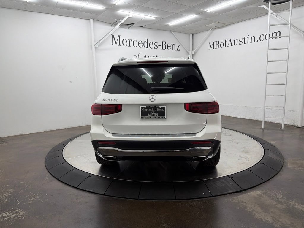 New 2026 Mercedes-Benz GLB 250 image 6