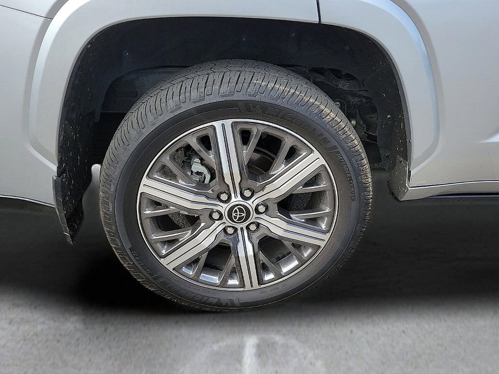 Used 2023 Toyota Sequoia Capstone image 7