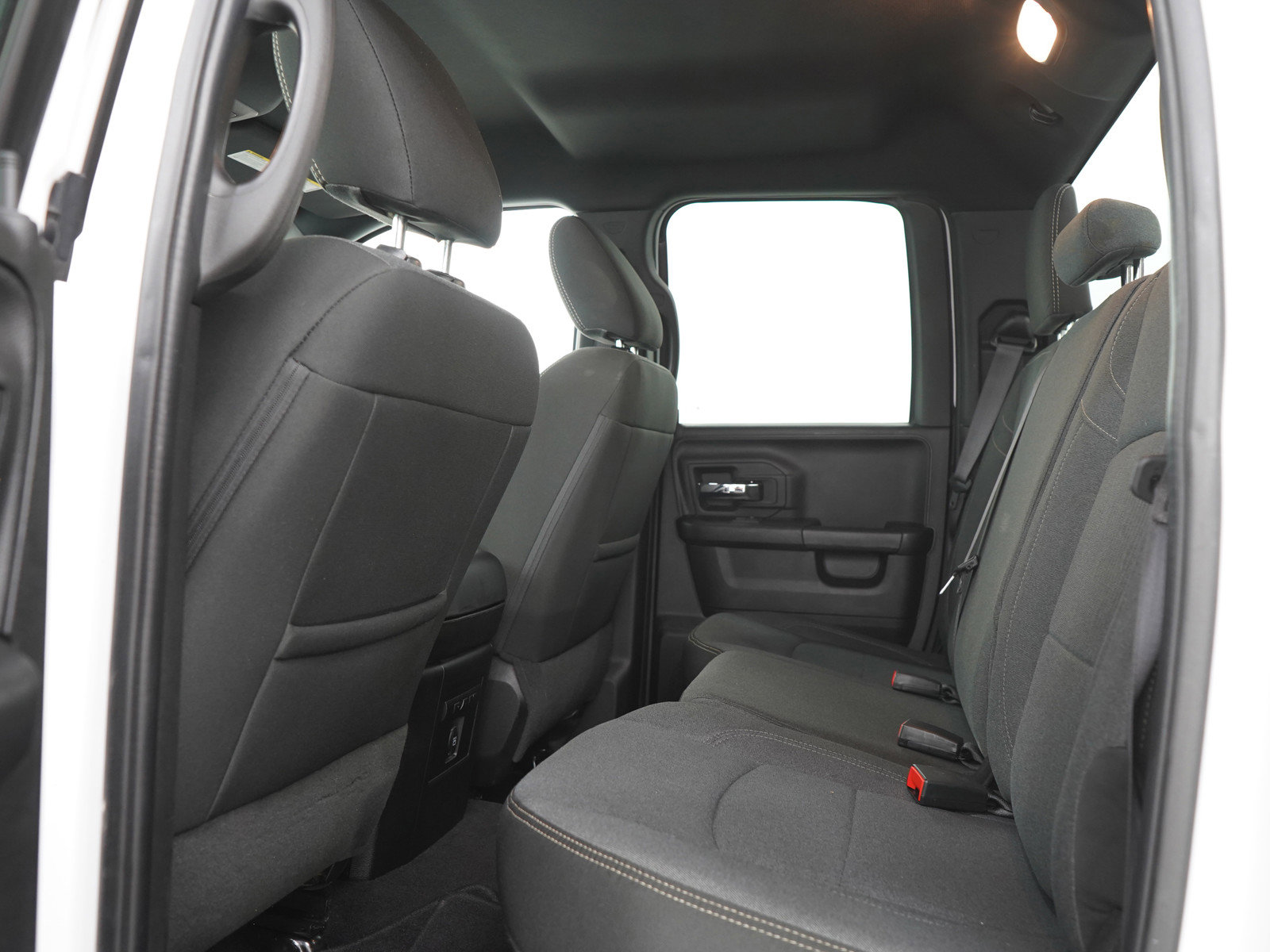 Used 2022 RAM 1500 Classic Warlock w/ Trailer & Traction Group AWD/4WD image 19