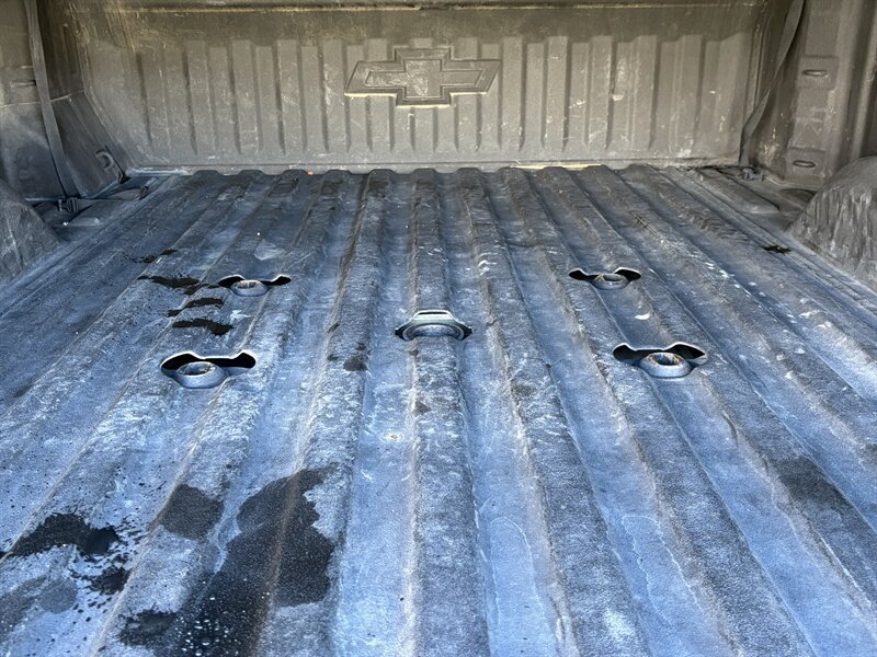 Used 2021 Chevrolet Silverado 2500 LTZ AWD/4WD image 31