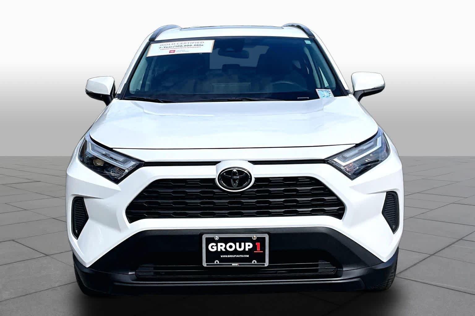 Used 2023 Toyota RAV4 XLE w/ Convenience Package AWD/4WD image 4