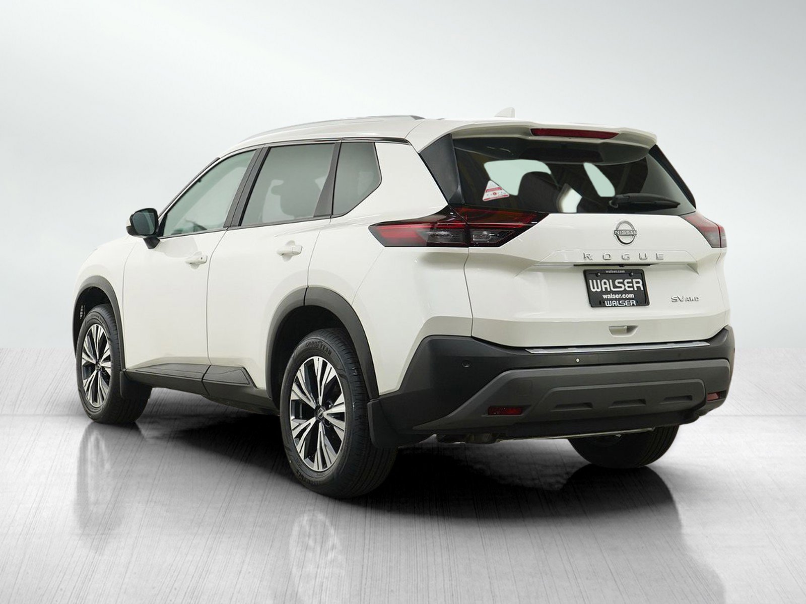 Used 2023 Nissan Rogue SV w/ SV Premium B Package AWD/4WD image 3