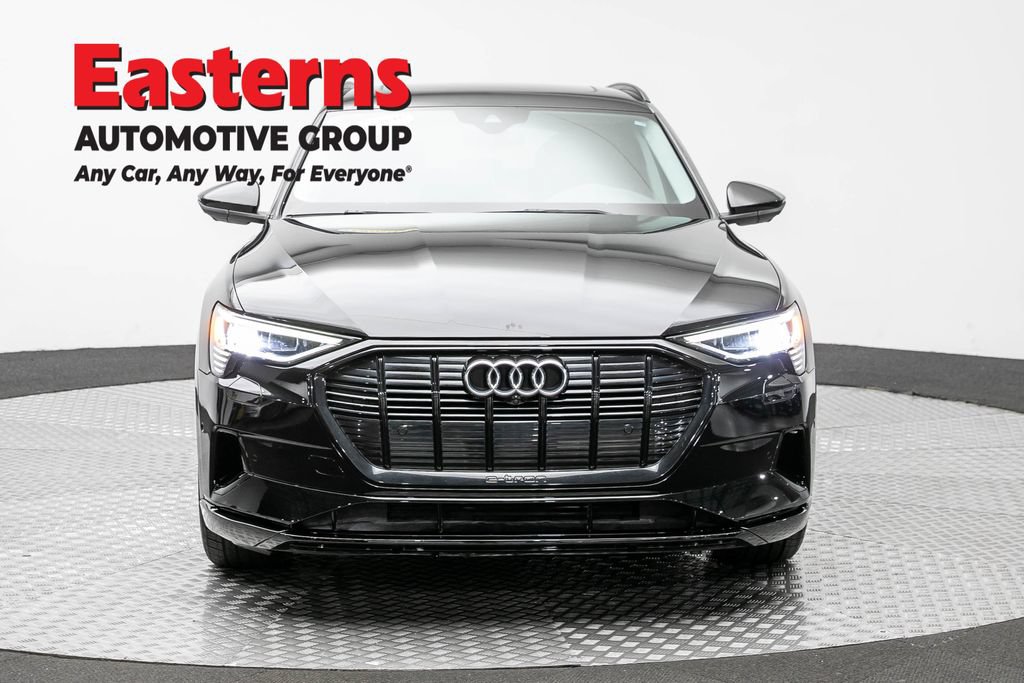 Used 2021 Audi e-tron Premium w/ Convenience Plus Package AWD/4WD image 2