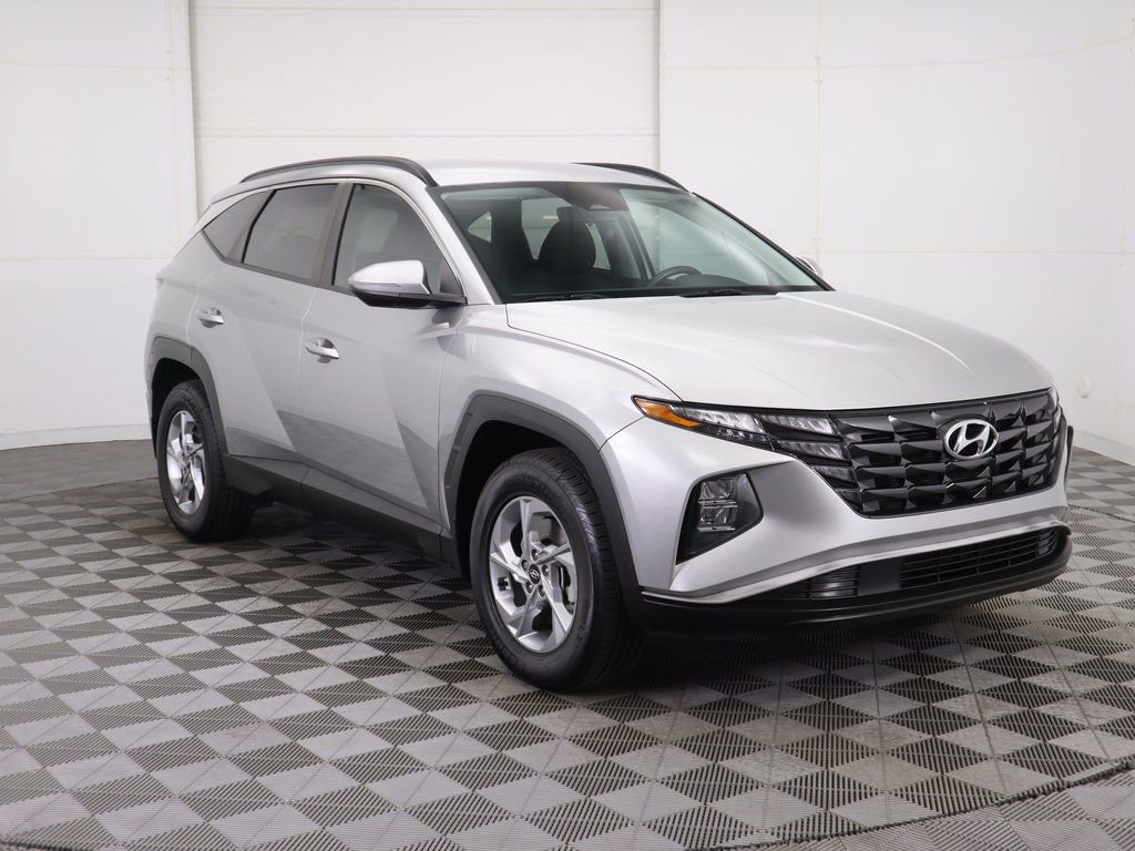 Used 2022 Hyundai Tucson SEL w/ Winter Package image 3