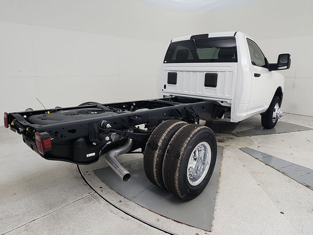 New 2026 RAM 3500 Tradesman w/ Chrome Appearance Group A AWD/4WD image 8