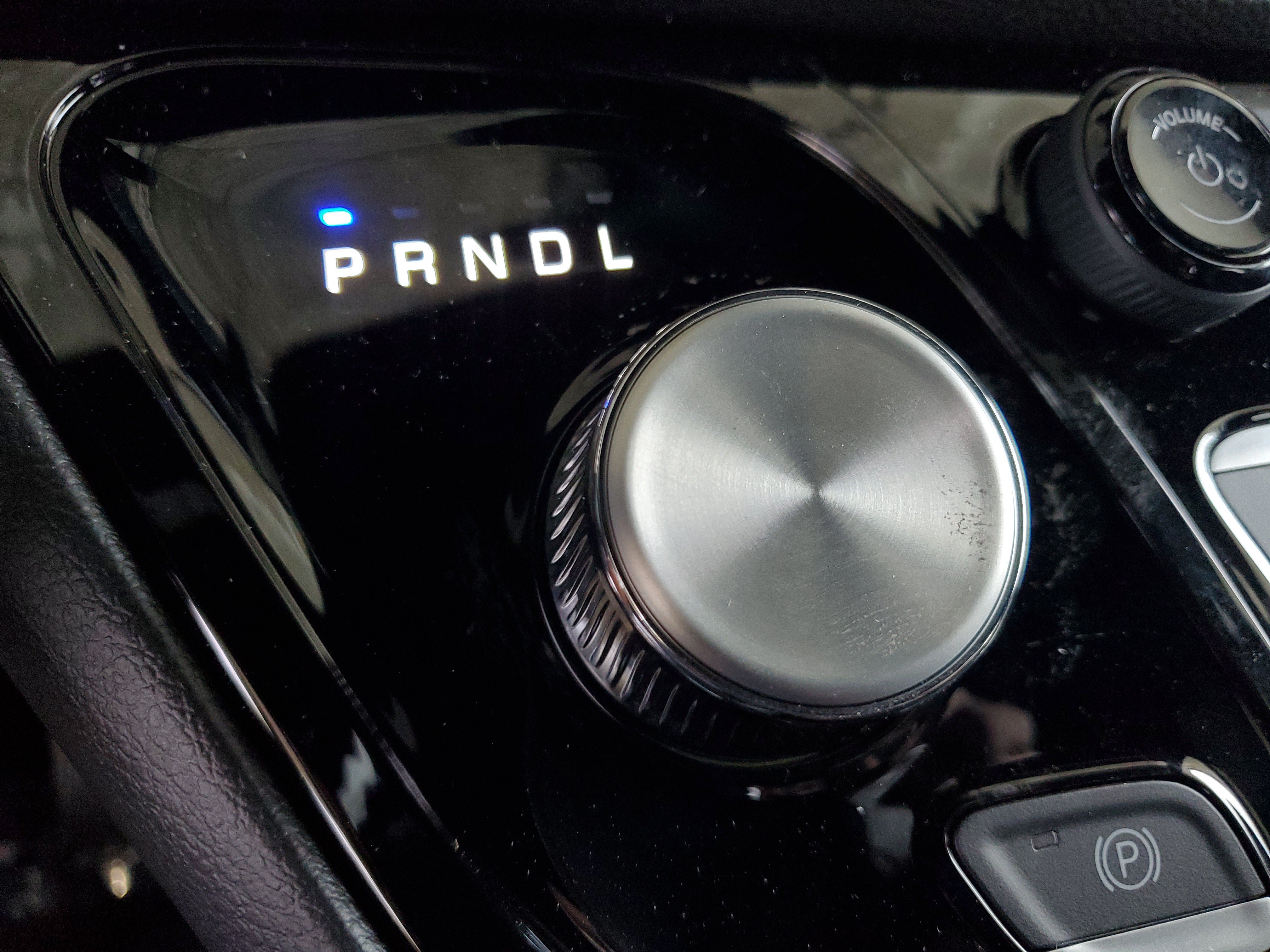 New 2027 Chrysler Pacifica Select FWD image 30