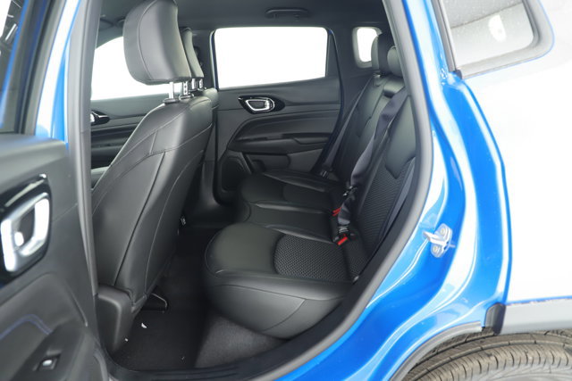 New 2026 Jeep Compass Latitude image 10