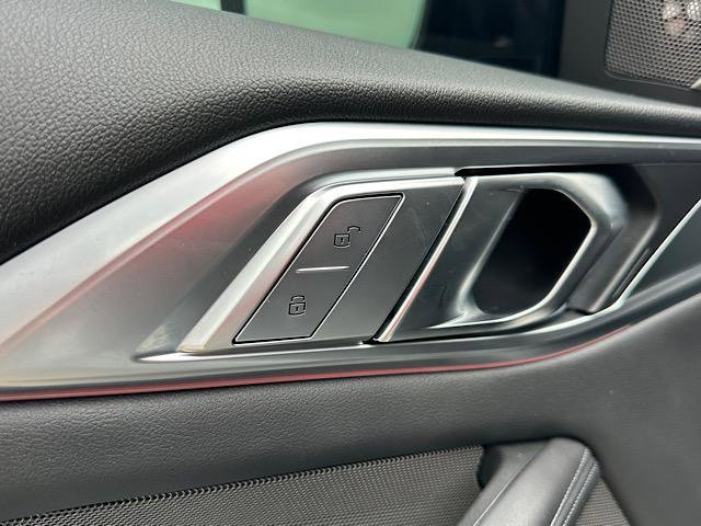 Used 2025 BMW M4 xDrive Competition AWD/4WD image 21