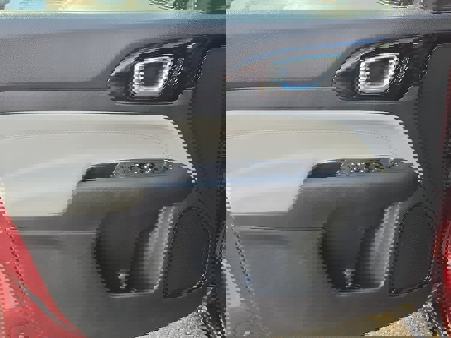 Used 2022 Jeep Compass Limited w/ Elite Group image 9