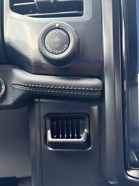 New 2025 Ford F150 Lightning Flash image 30