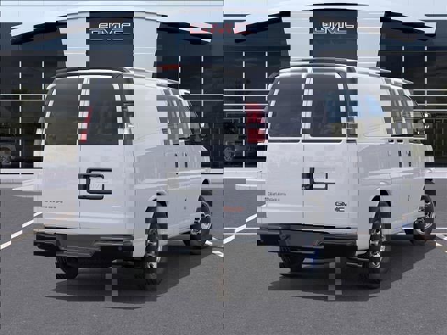 New 2025 GMC Savana 3500 w/ Driver Convenience Package image 4