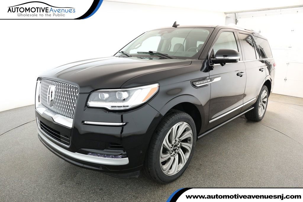 Used 2022 Lincoln Navigator Reserve w/ Equipment Group 201A
