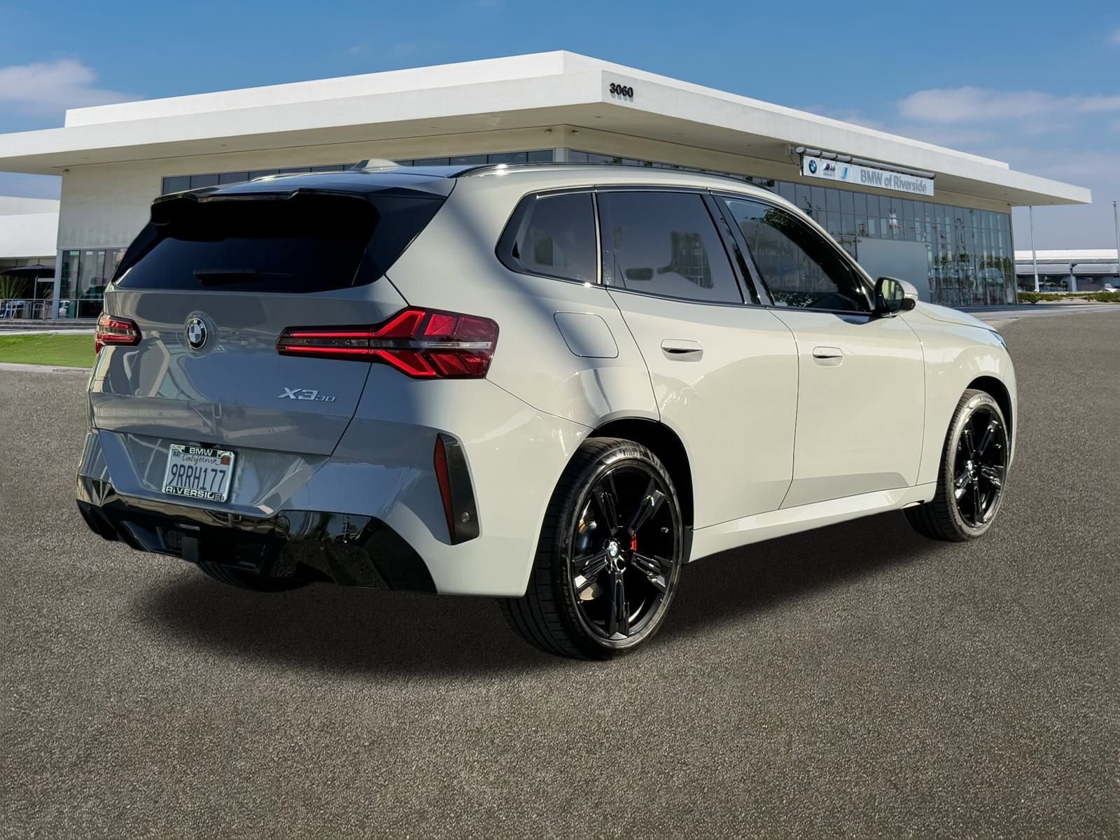 Used 2025 BMW X3 xDrive30i w/ Premium Package image 11