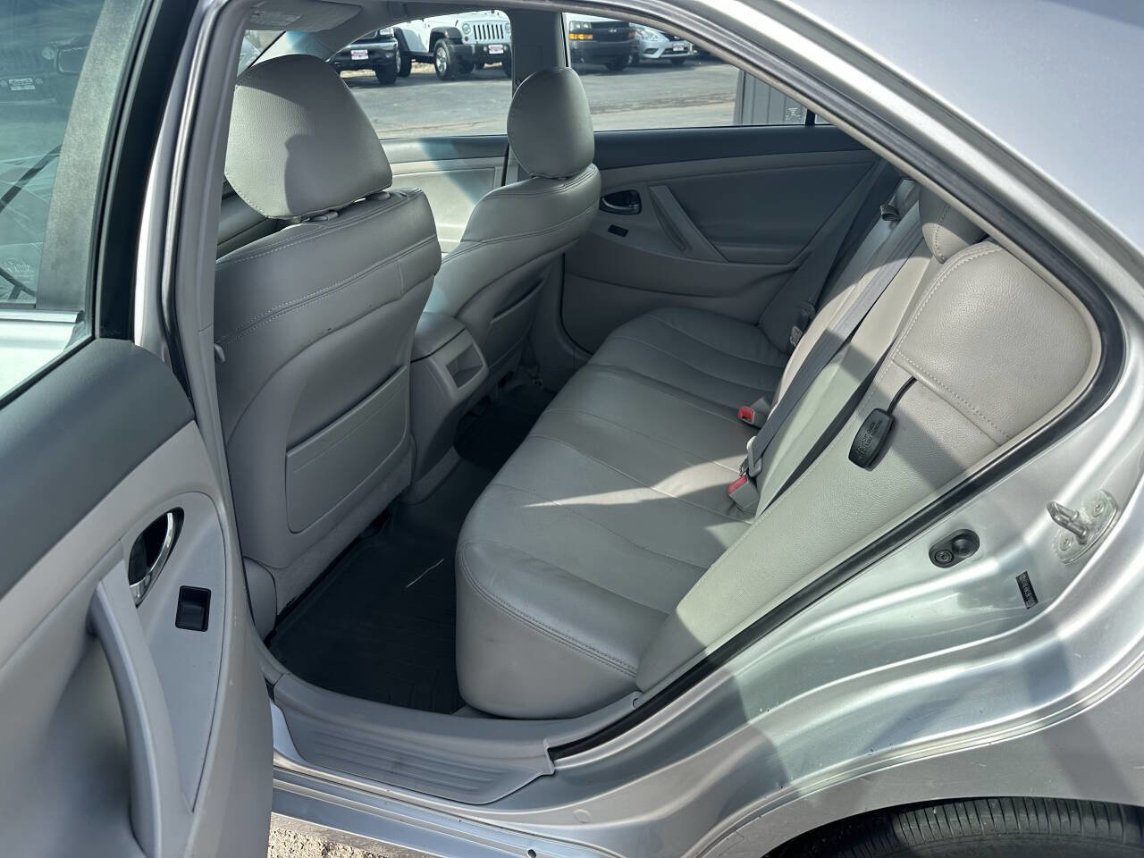 Used 2009 Toyota Camry LE image 13