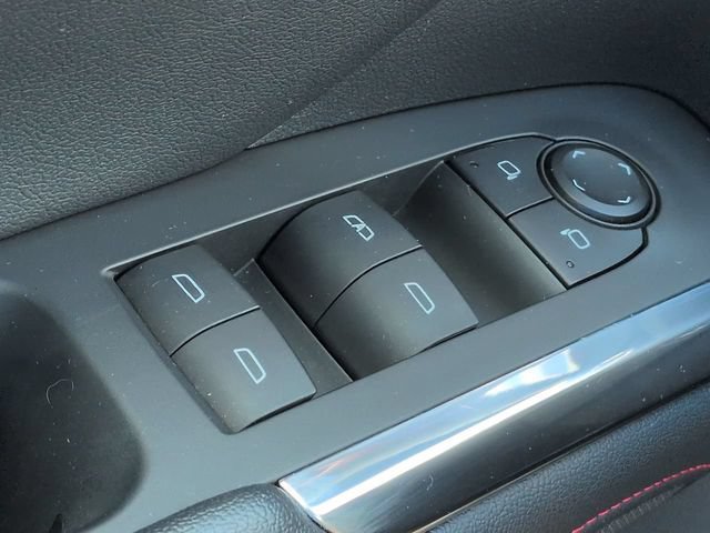 Used 2024 Chevrolet Traverse Z71 AWD/4WD image 32