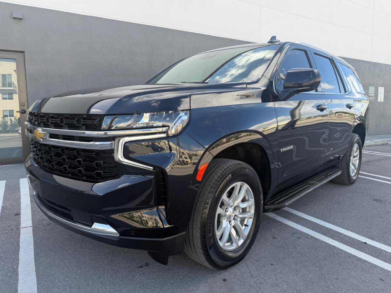 Used 2024 Chevrolet Tahoe LS image 13