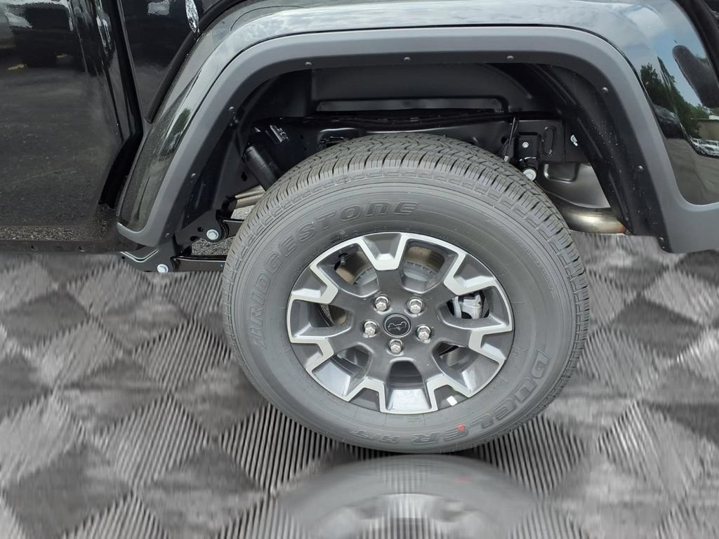 New 2026 Jeep Gladiator Sport AWD/4WD image 22