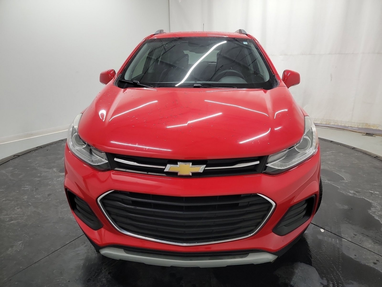 Used 2020 Chevrolet Trax LT w/ Driver Confidence Package image 2
