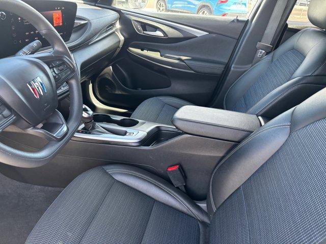 Used 2025 Buick Envista Preferred FWD image 20