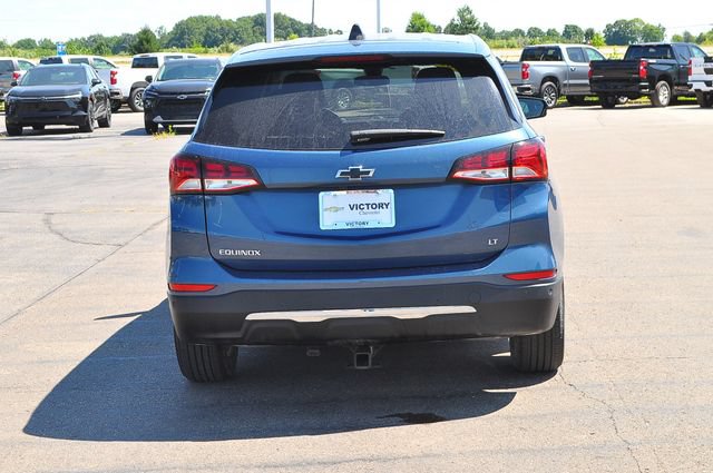 Used 2024 Chevrolet Equinox LT w/ LPO, Floor Liner Package FWD image 4