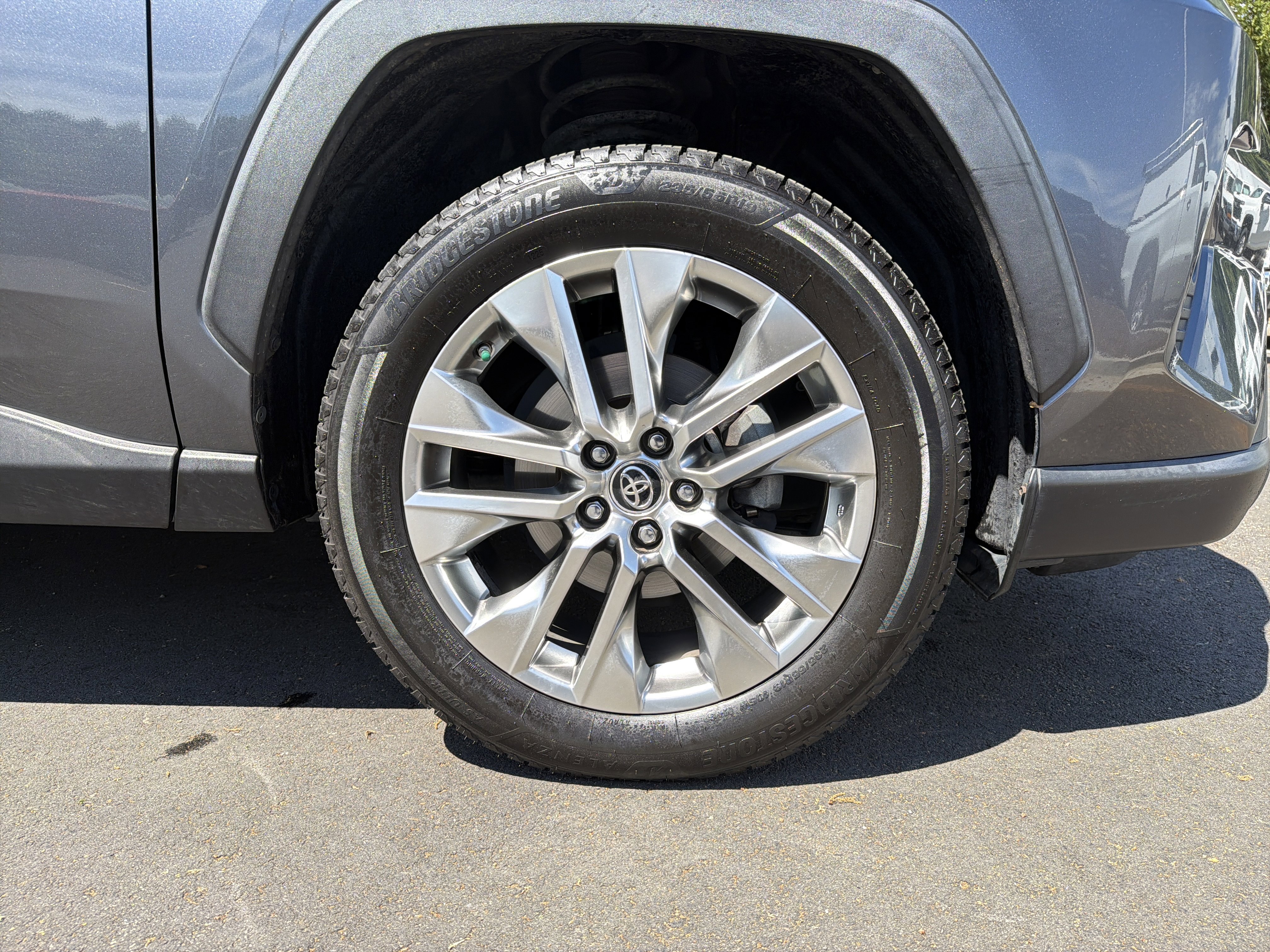 Used 2019 Toyota RAV4 XLE Premium w/ Cold Weather Package image 13