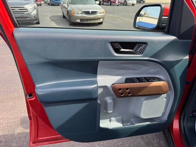 Used 2022 Ford Maverick Lariat w/ Equipment Group 500A Standard image 23