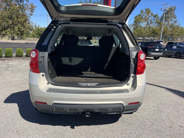 Used 2011 Chevrolet Equinox LS w/ Bluetooth Package FWD image 12