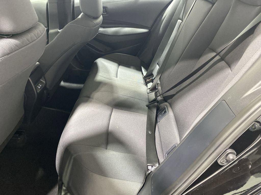 Used 2025 Toyota Corolla LE image 25