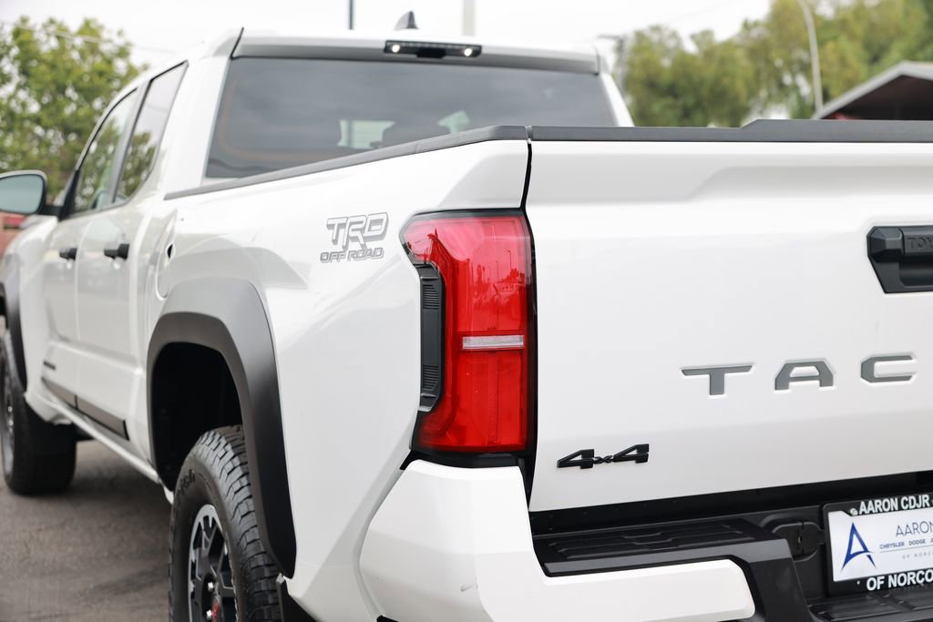 Used 2024 Toyota Tacoma TRD Off-Road AWD/4WD image 13