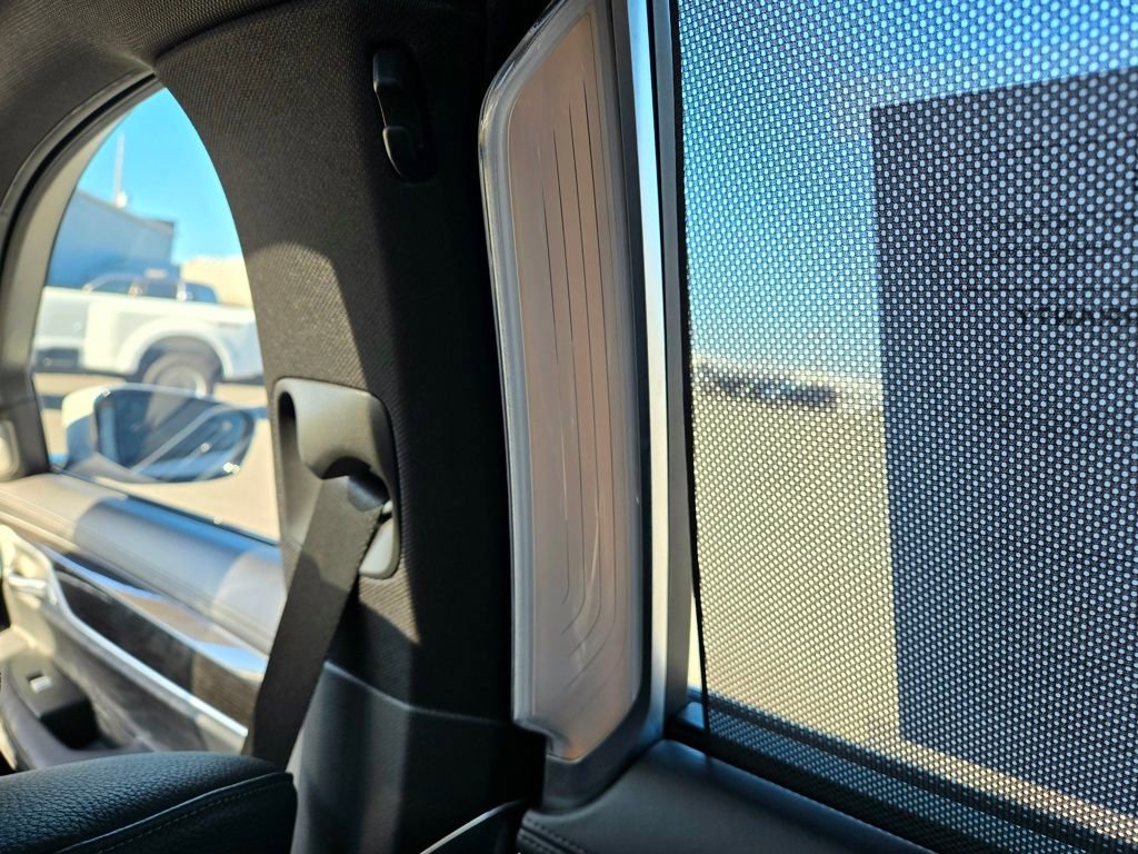 Used 2018 BMW 740e xDrive w/ M Sport Package image 54