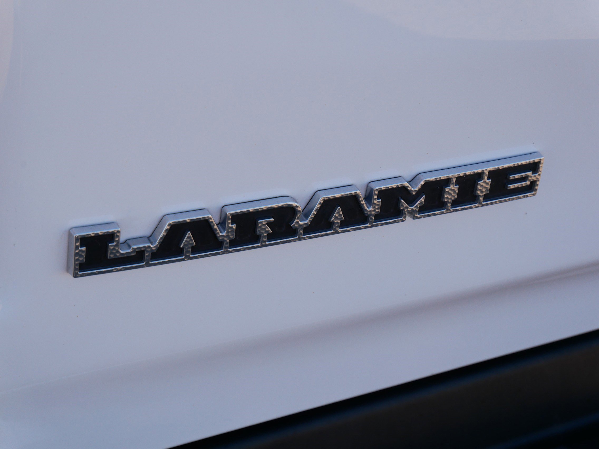 Used 2023 RAM 1500 Laramie AWD/4WD image 18