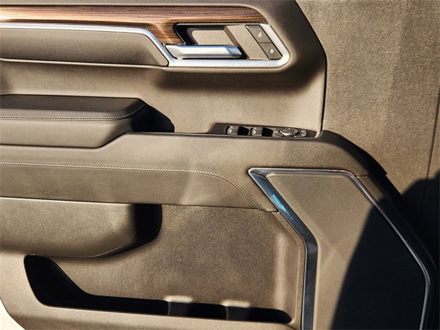 Used 2023 Chevrolet Silverado 1500 LT image 22