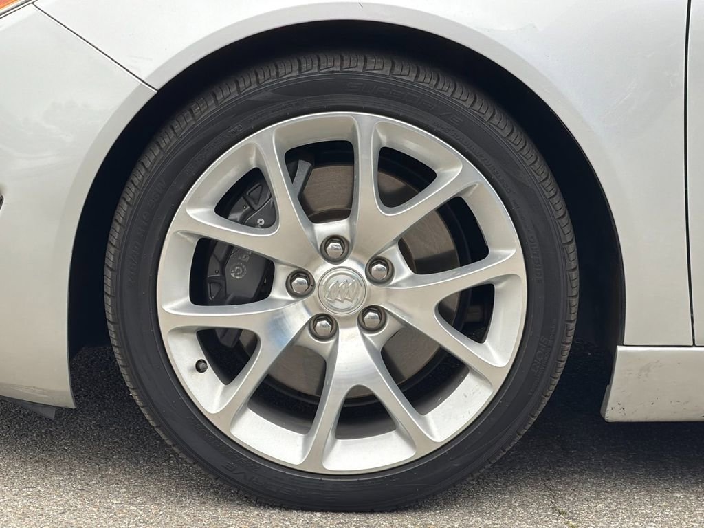 Used 2017 Buick Regal GS w/ Driver Confidence Package #2 image 32