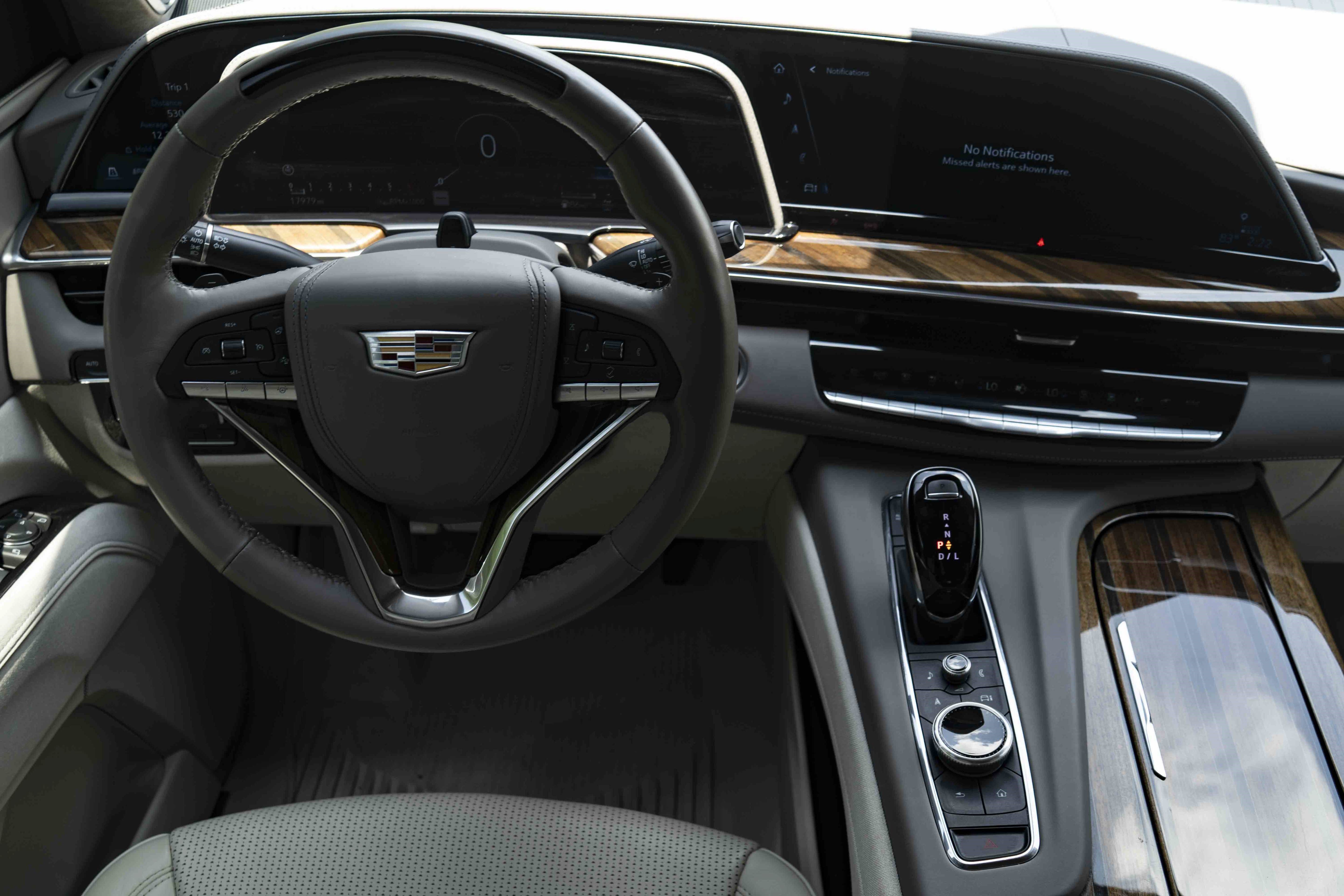Used 2024 Cadillac Escalade Premium Luxury Platinum w/ LPO, Floor Liner Package AWD/4WD image 22