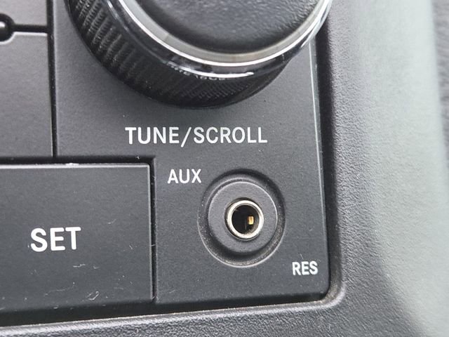 Used 2013 Jeep Wrangler Unlimited Sahara image 4