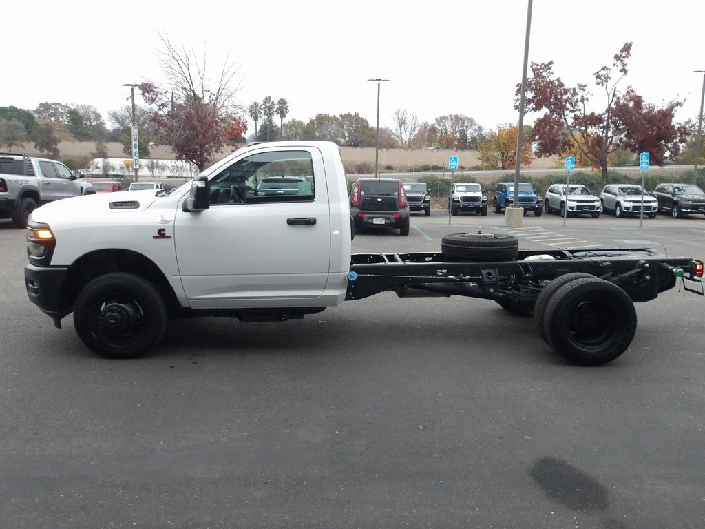 New 2026 RAM 3500 Tradesman image 5