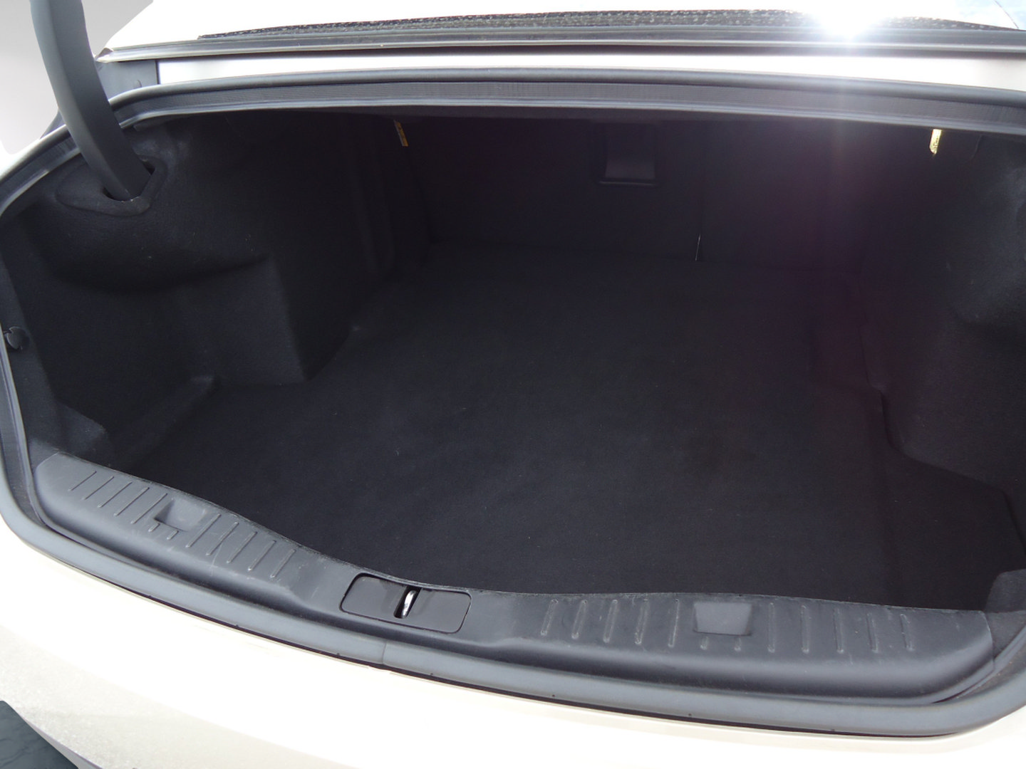 Used 2017 Lincoln MKZ Select FWD image 28