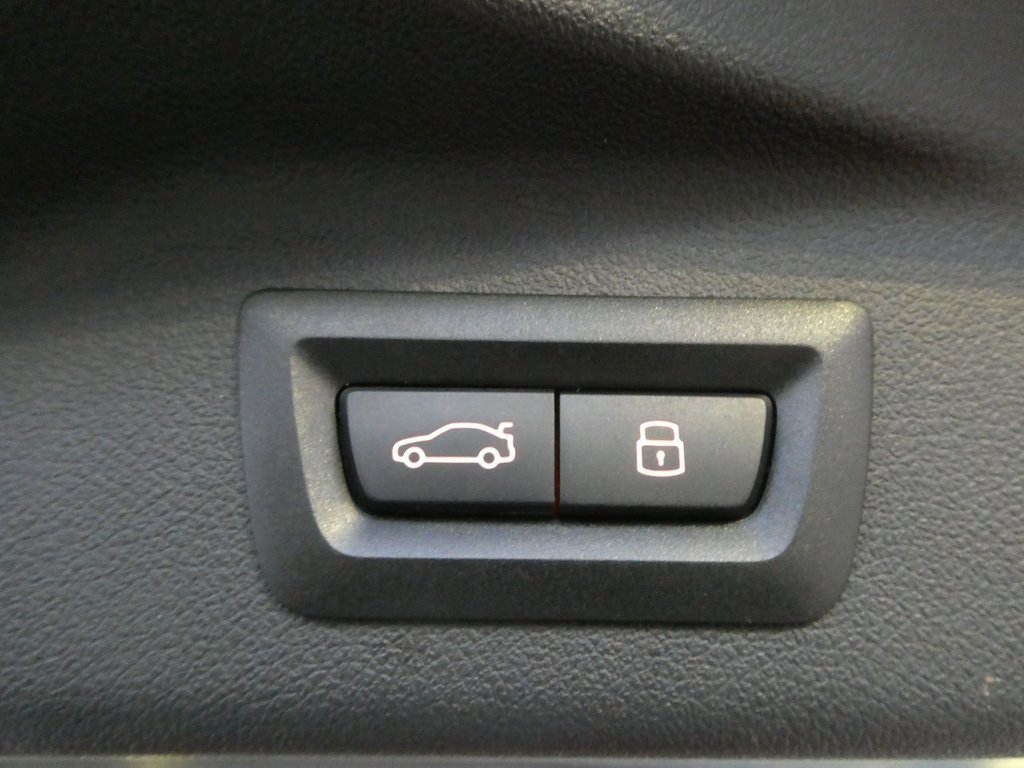 Used 2026 BMW X7 xDrive40i image 37