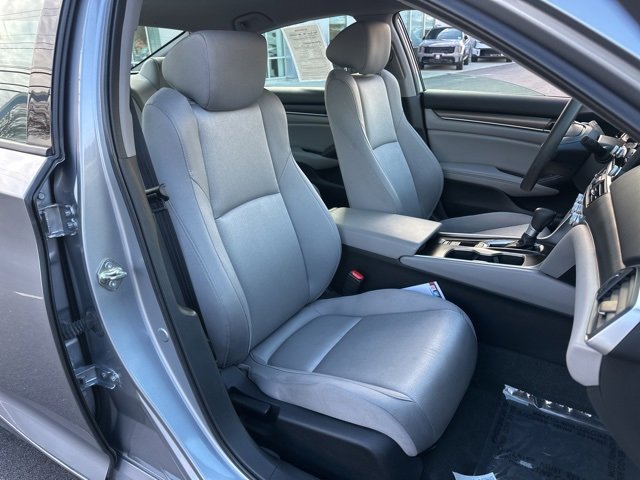 Used 2020 Honda Accord LX image 32