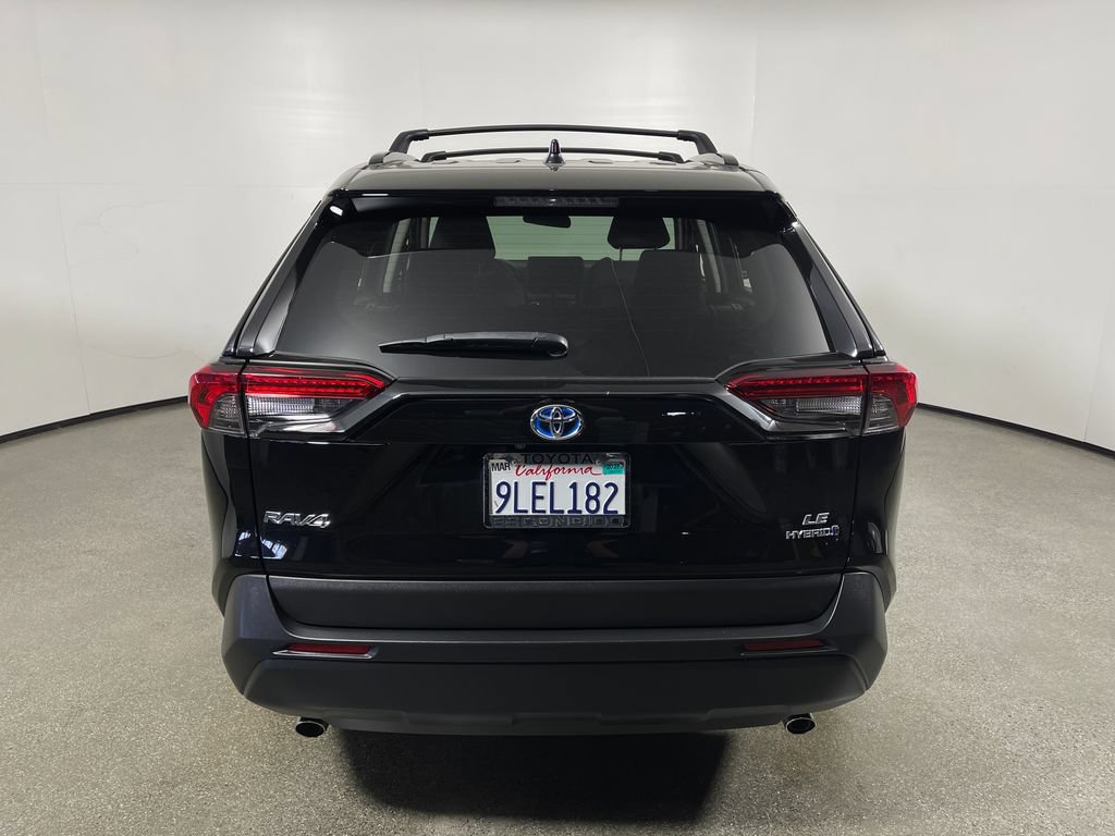 Certified 2024 Toyota RAV4 LE AWD/4WD image 4