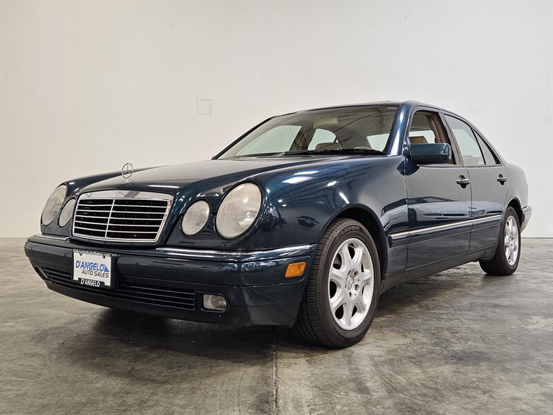 Used 1998 Mercedes-Benz E 320 Sedan image 4