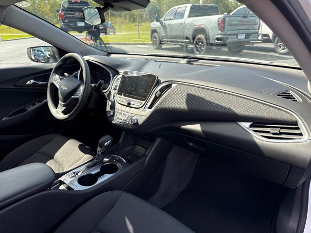 Used 2023 Chevrolet Malibu LS FWD image 10
