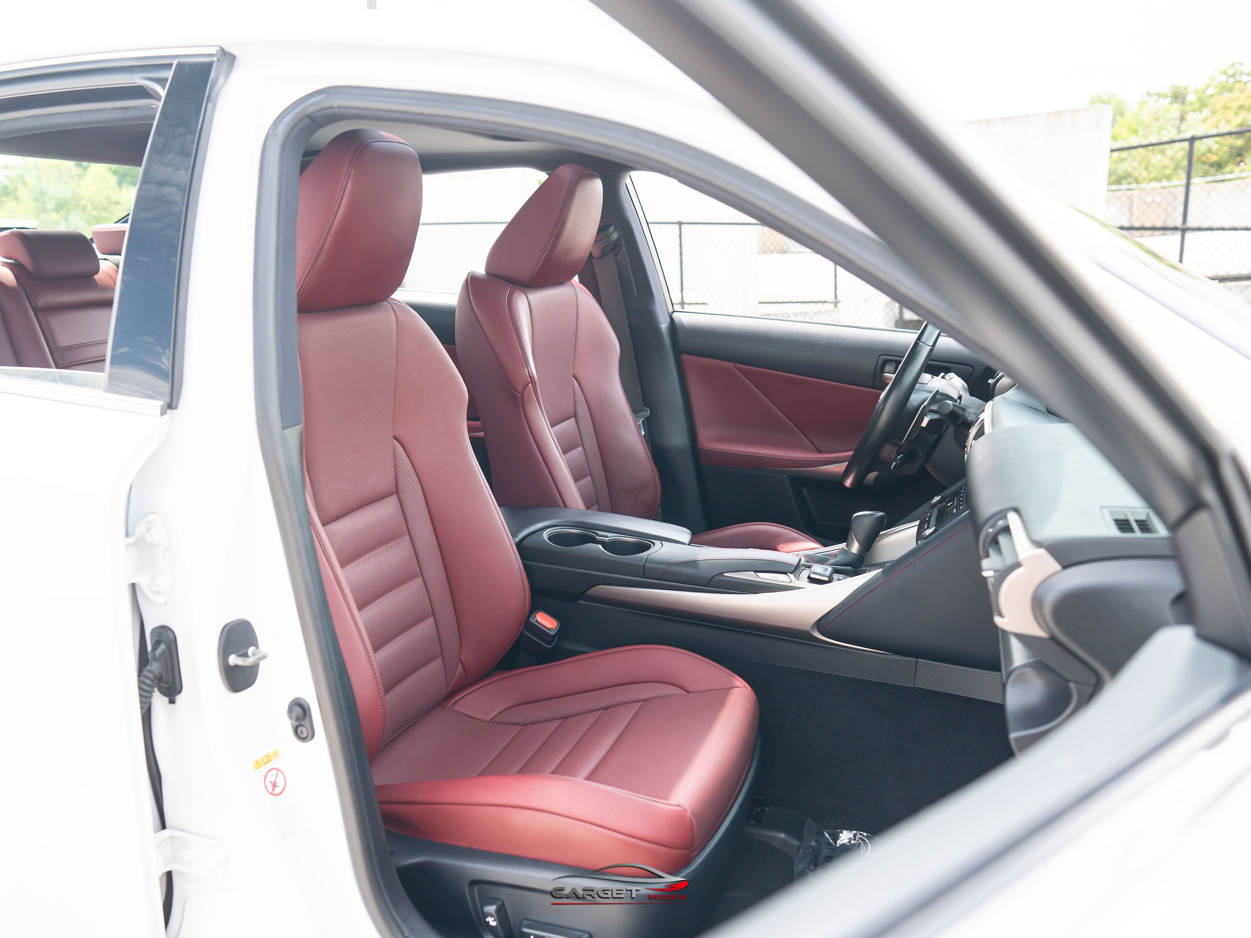 Used 2018 Lexus IS 300 F Sport w/ F Sport Package AWD/4WD image 17