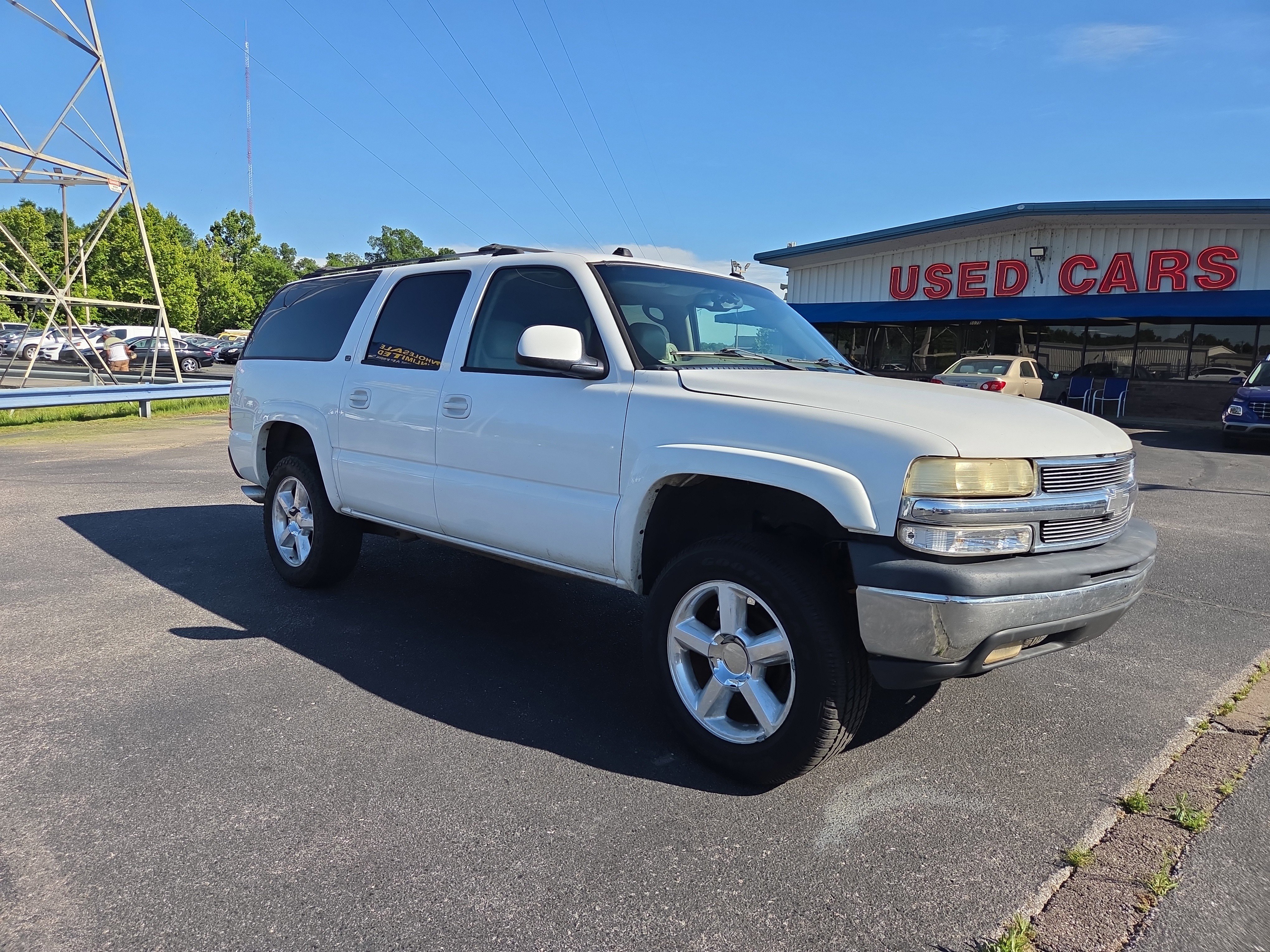 Used 2005 Chevrolet Suburban LT w/ Preferred Equipment Group RWD image 7