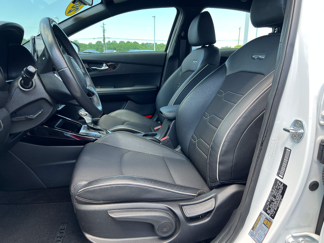 Used 2022 Kia Forte GT-Line FWD image 15